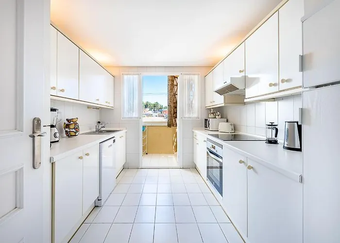 Puerto De Vacacional Con Vistas Al Mar Y Yates Tres 2 Banos *